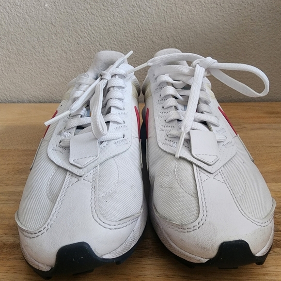 Nike Womens Air Max Pre-Day Running Shoes DM0124-100 White Archeo Pink Size 5.5 - Picture 8 of 12